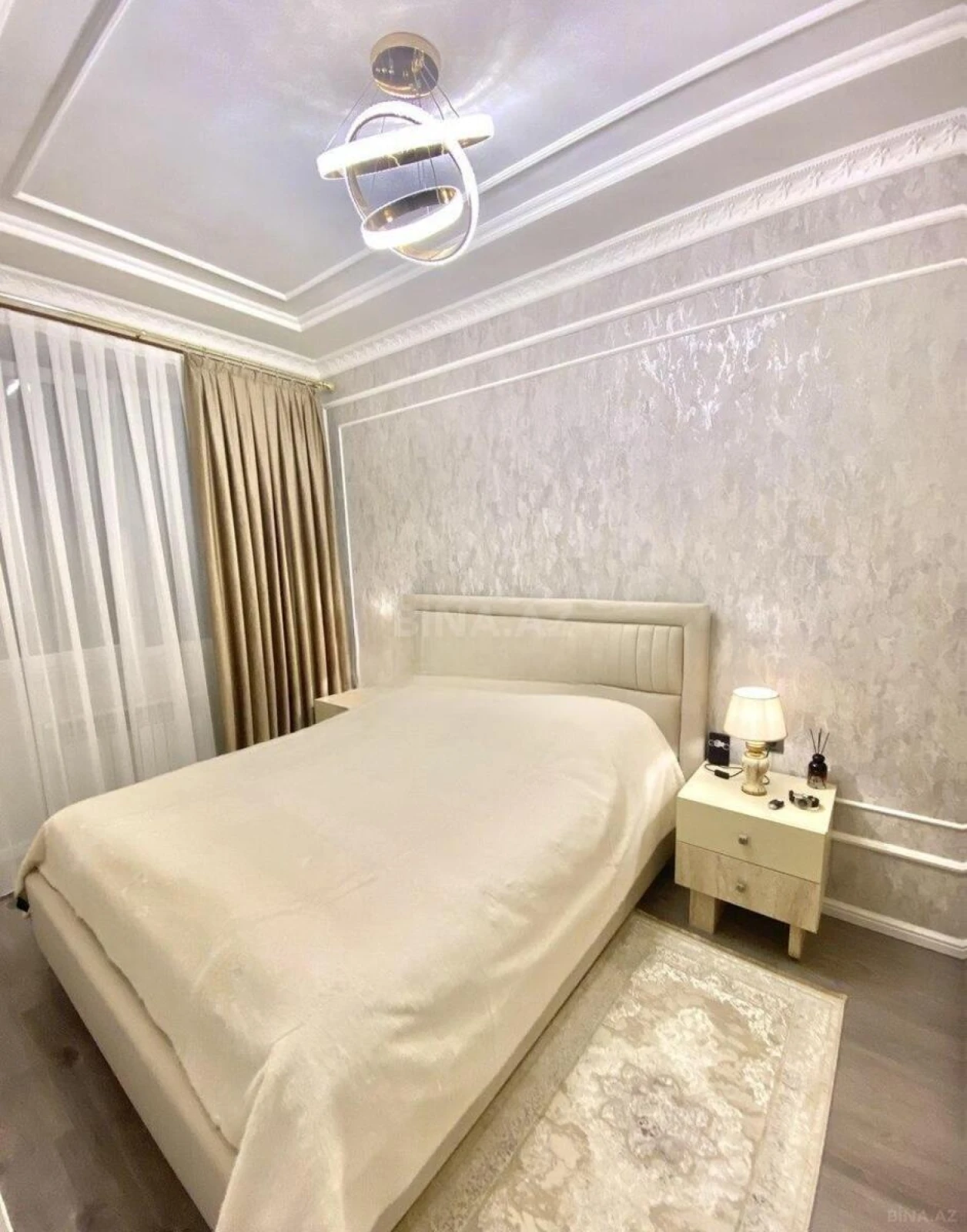 Satılır 2 otaqlı mənzil 52.9 m²