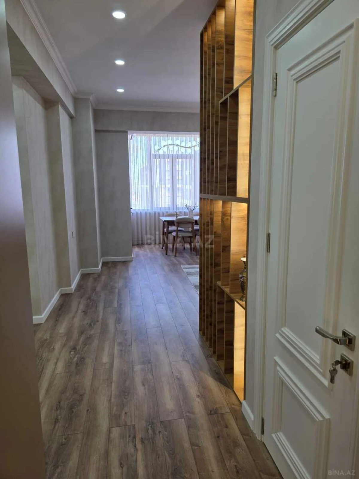 Kirayə verilir 2 otaqlı mənzil 53 m²