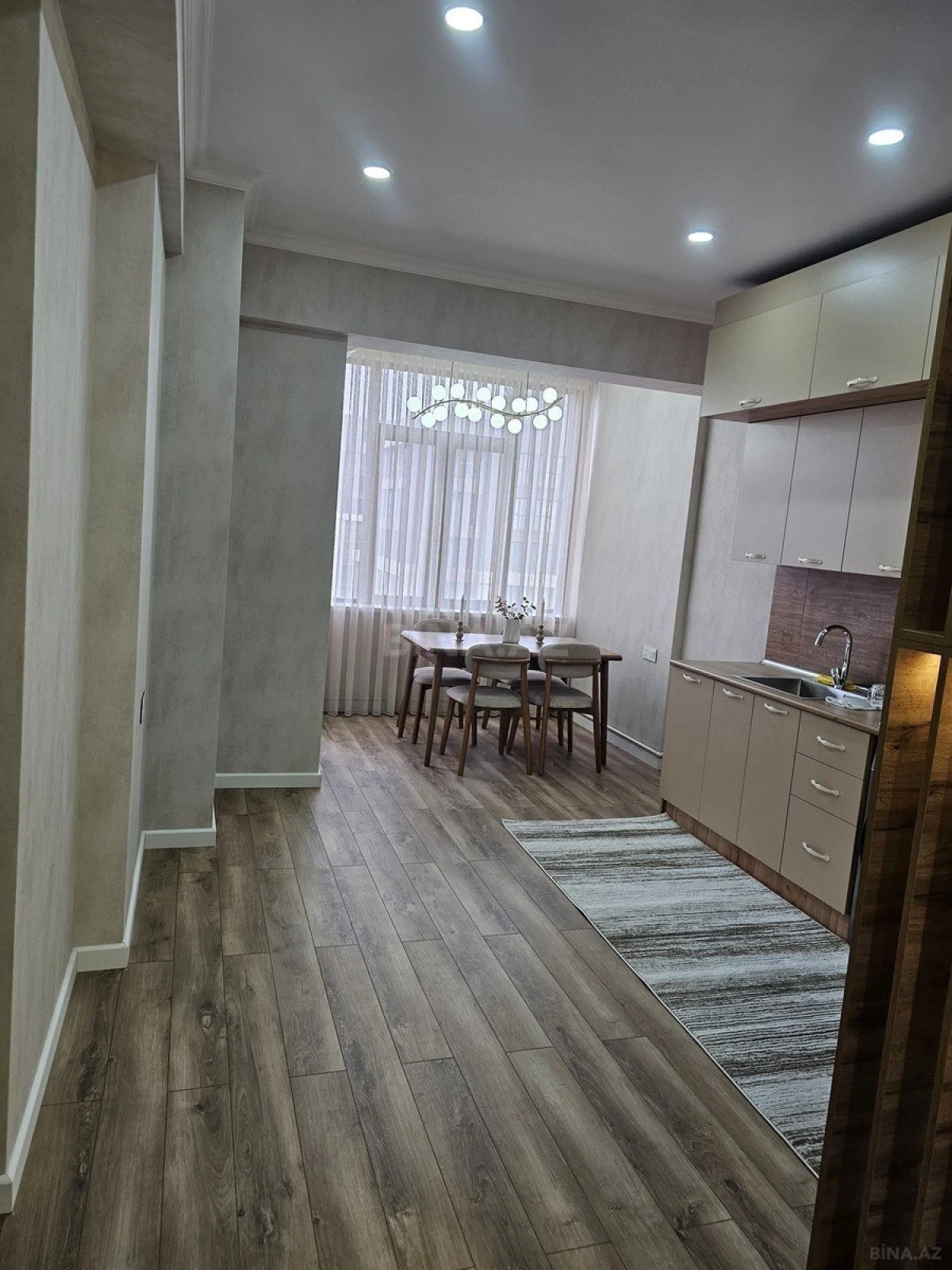Kirayə verilir 2 otaqlı mənzil 53 m²