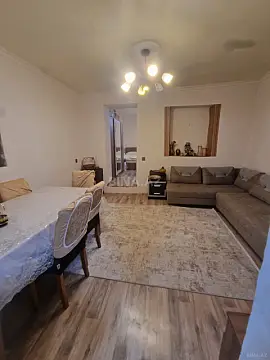 Satılır 3 otaqlı həyət evi 80 m² — Bakı, İnşaatçılar 3 otaq 80.00 m²
