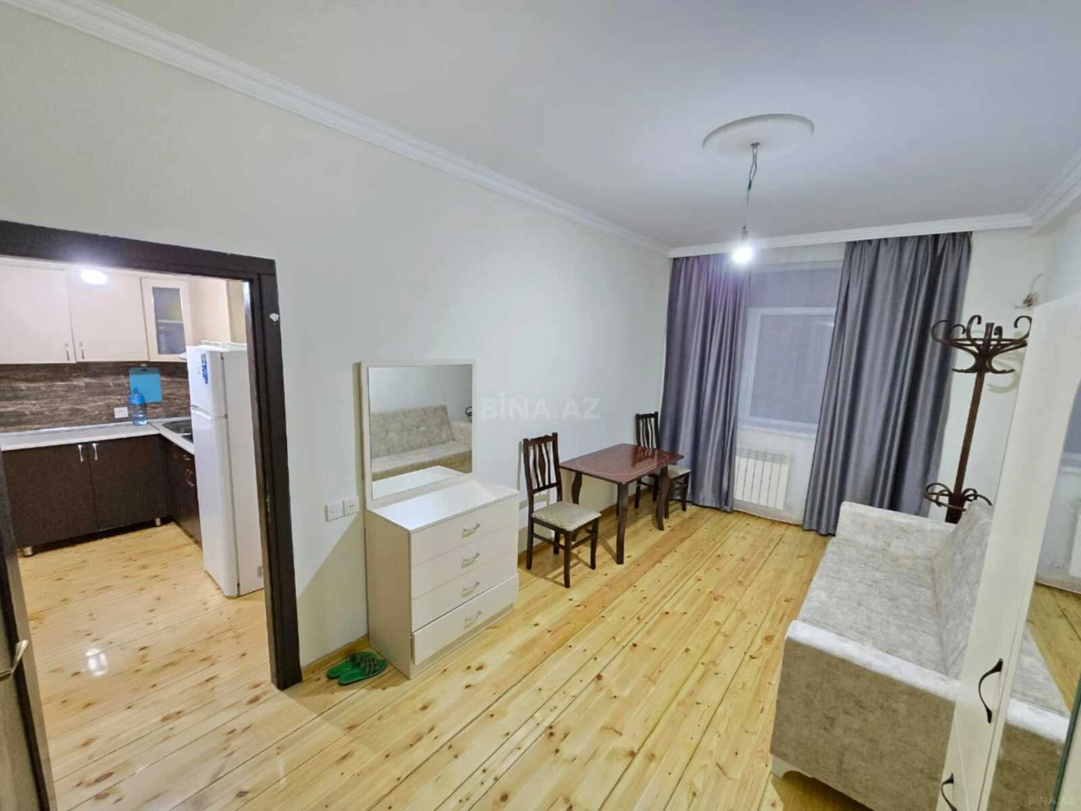 Kirayə verilir 2 otaqlı mənzil 52 m²