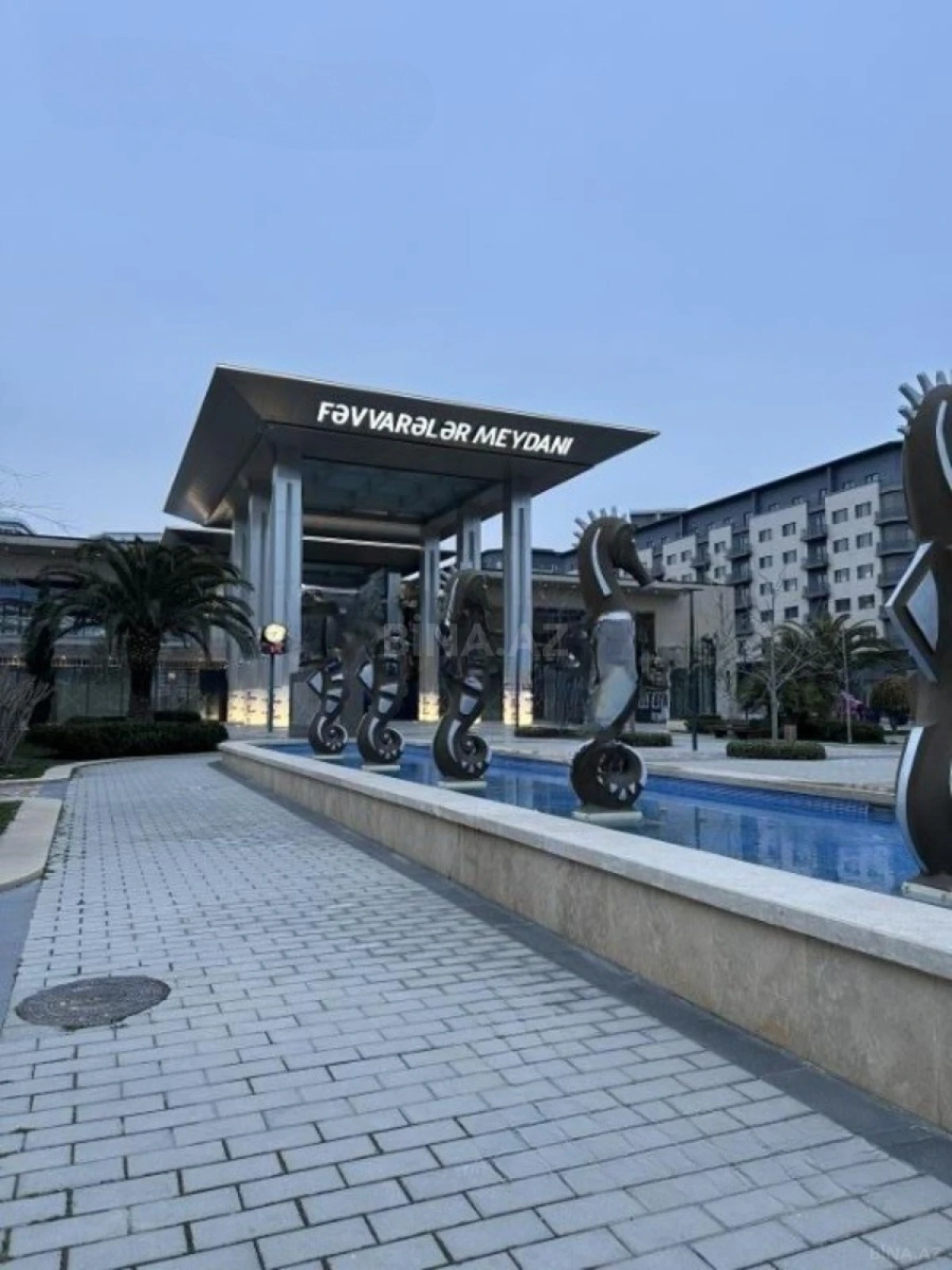 Kirayə verilir 2 otaqlı mənzil 92 m²