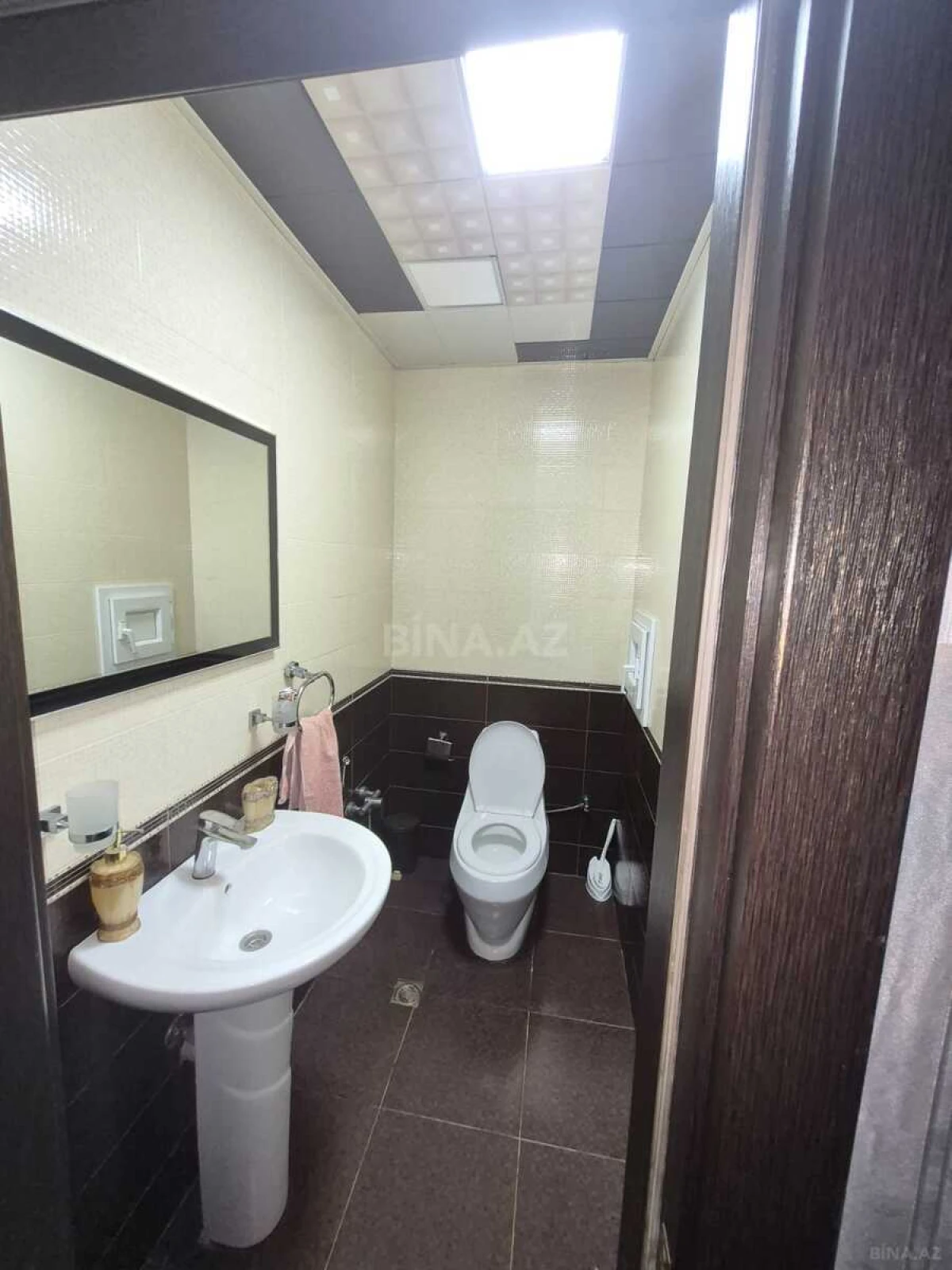 Kirayə verilir 4 otaqlı mənzil 130 m²