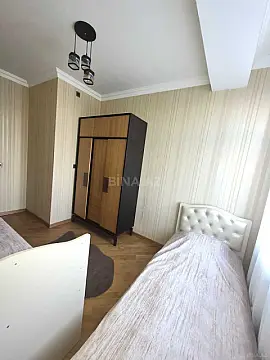 Kirayə verilir 4 otaqlı mənzil 130 m²