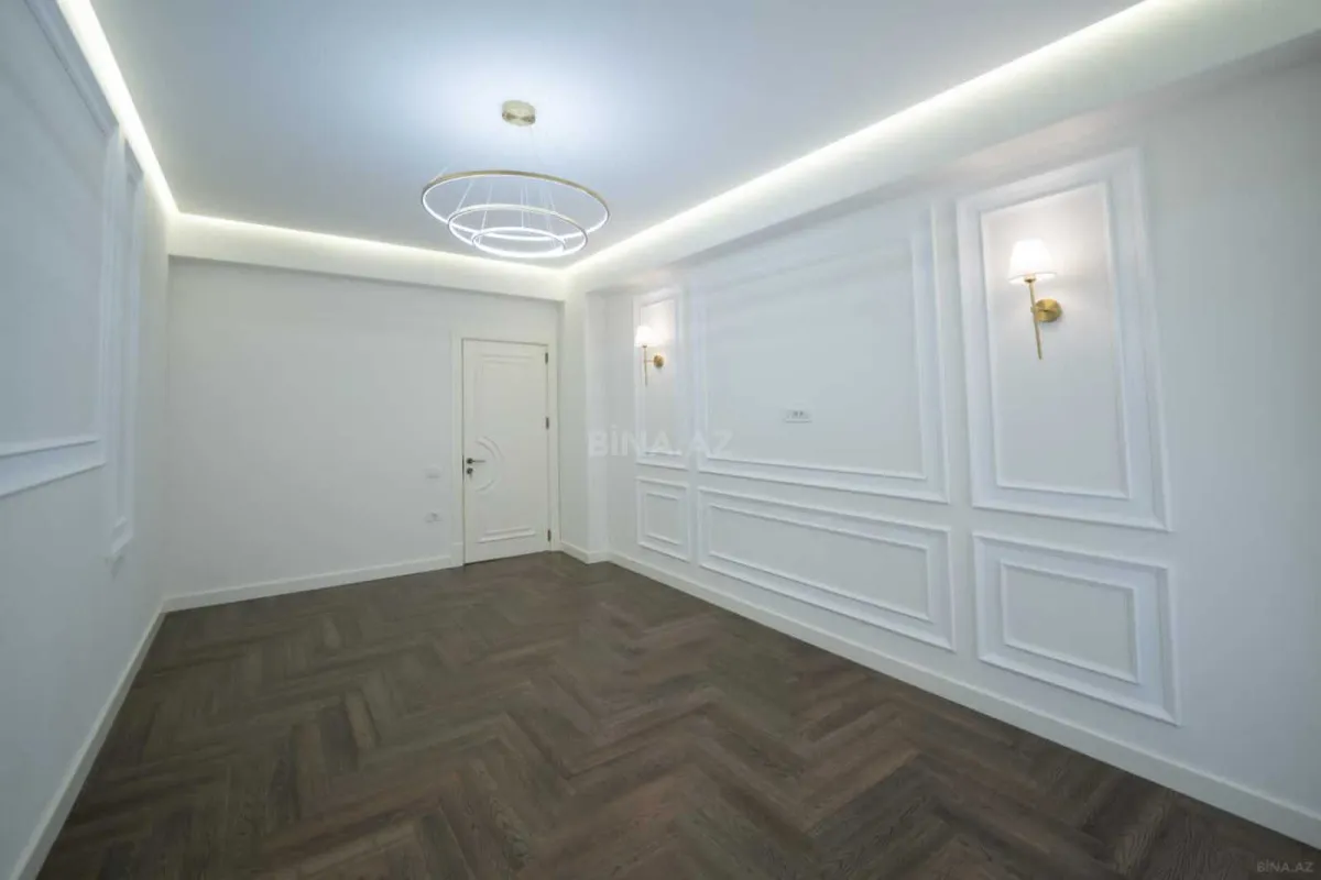 Satılır 3 otaqlı mənzil 123 m²