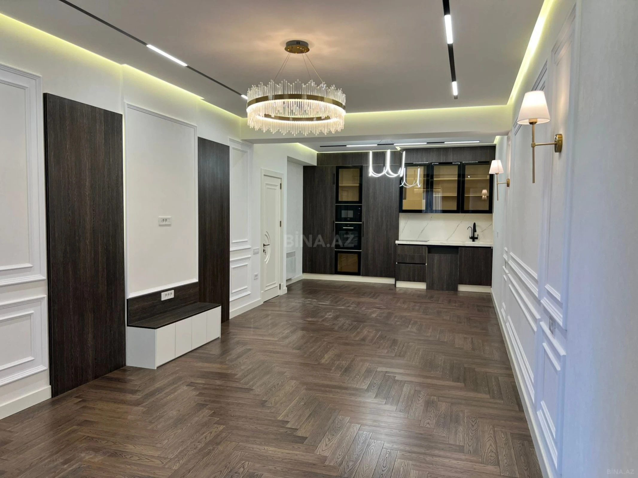 Satılır 3 otaqlı mənzil 123 m²