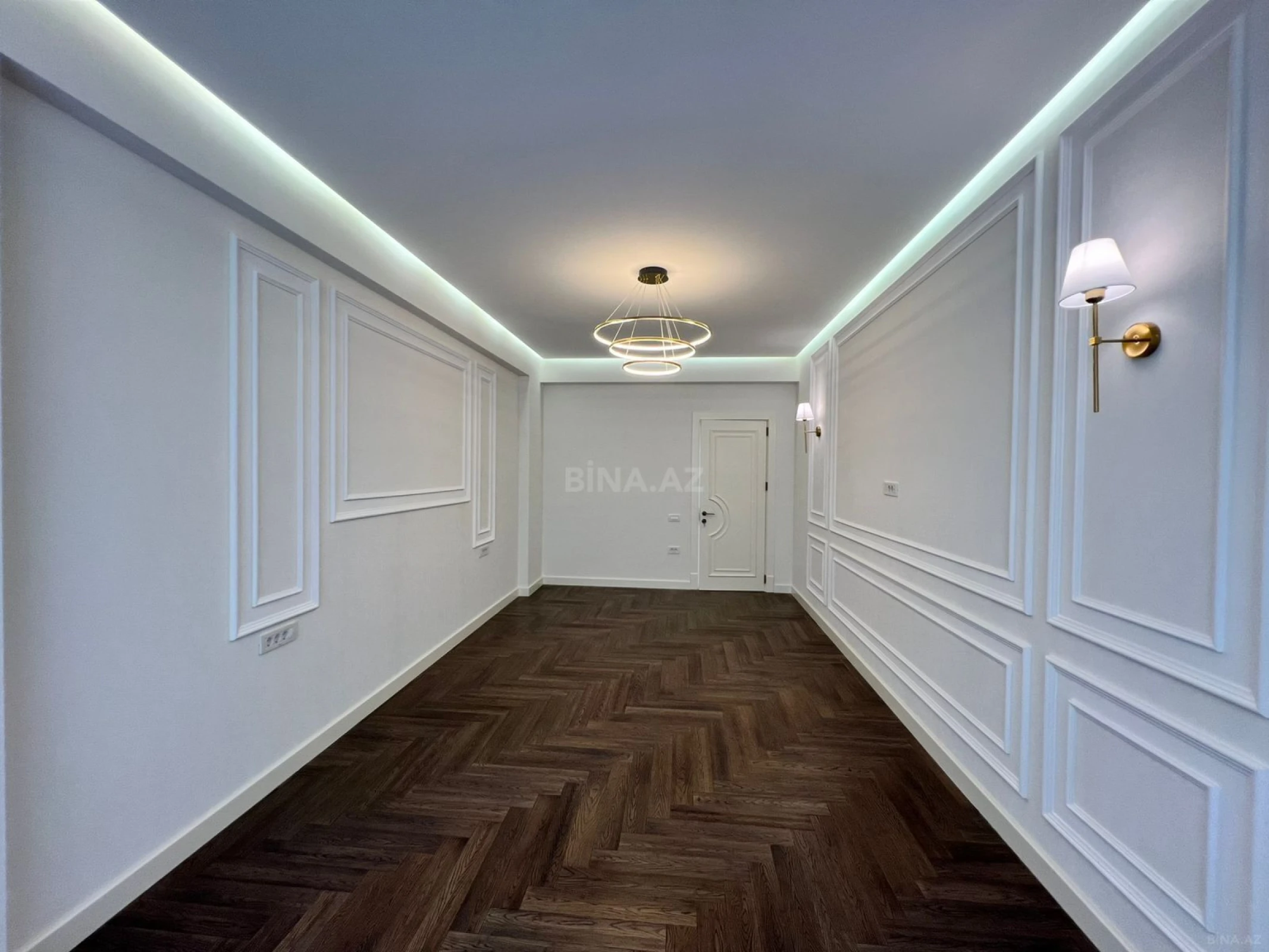 Satılır 3 otaqlı mənzil 123 m²