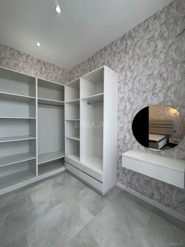 Satılır 4 otaqlı həyət evi 270 m²