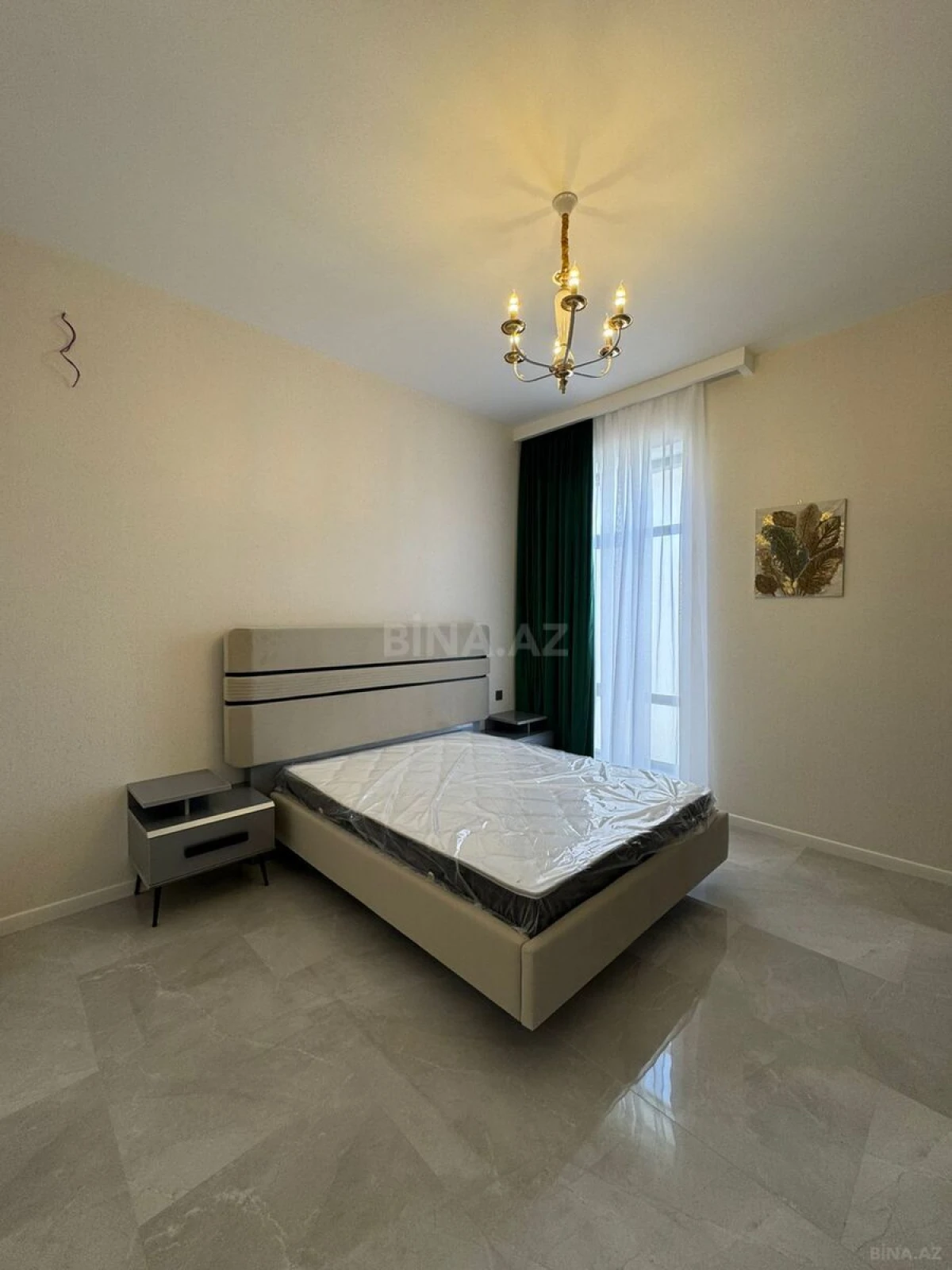 Satılır 4 otaqlı həyət evi 270 m²