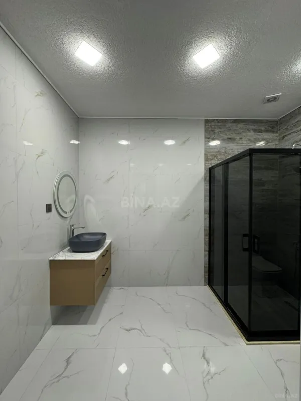 Satılır 4 otaqlı həyət evi 270 m²