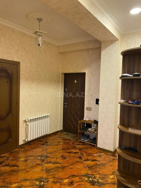 Satılır 2 otaqlı mənzil 86.6 m²