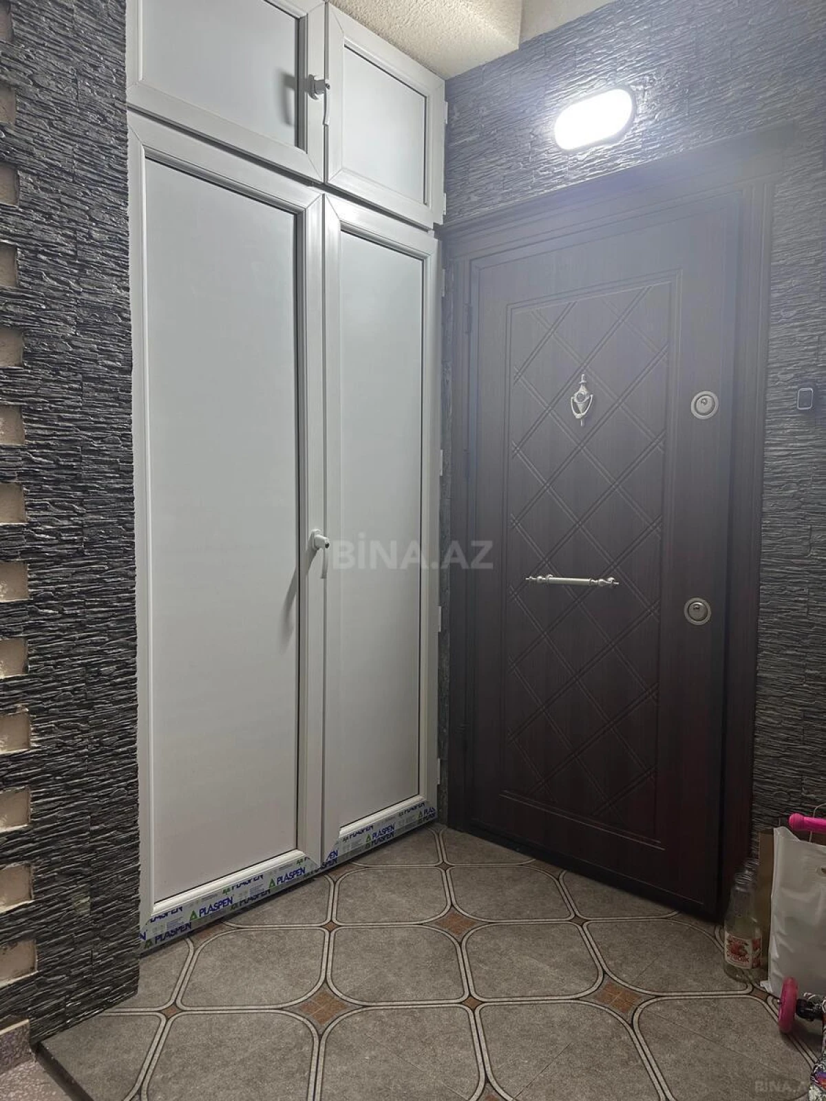 Satılır 2 otaqlı mənzil 86.6 m²