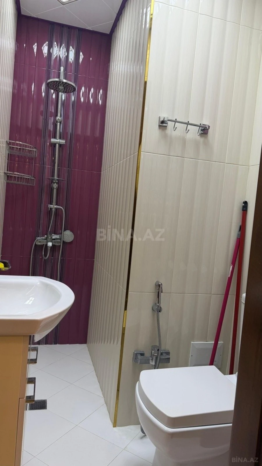 Kirayə verilir 2 otaqlı mənzil 110 m²