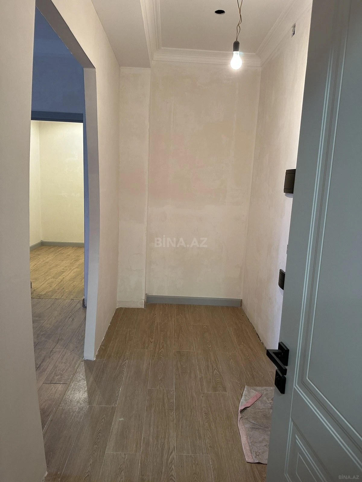 Satılır 3 otaqlı mənzil 104 m²
