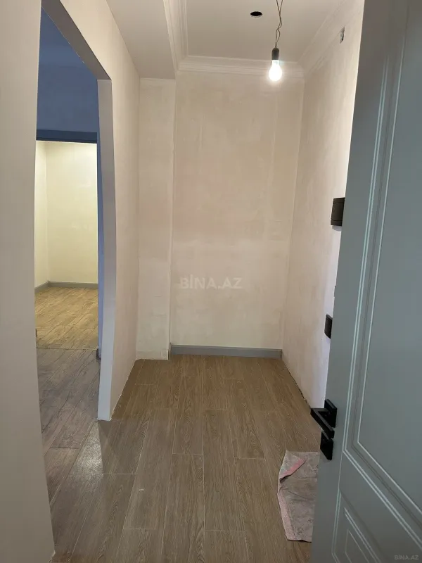 Satılır 3 otaqlı mənzil 104 m²