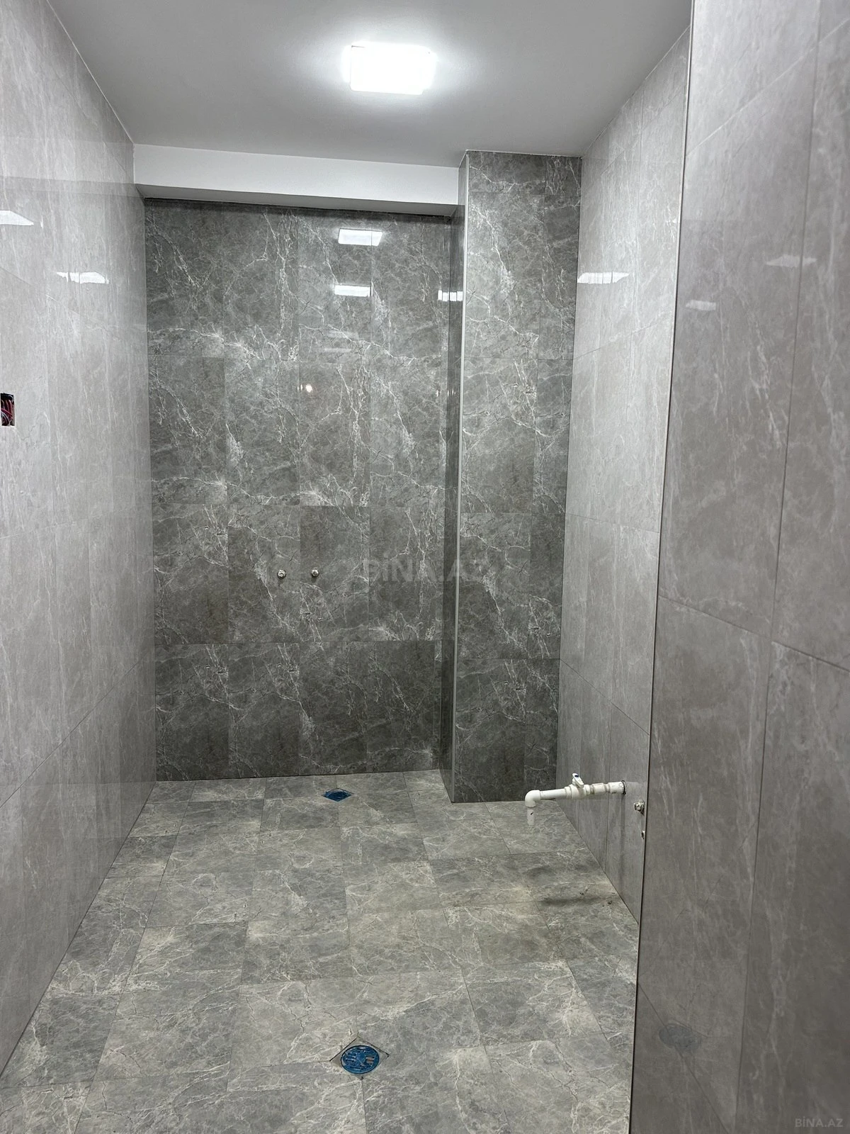 Satılır 3 otaqlı mənzil 104 m²