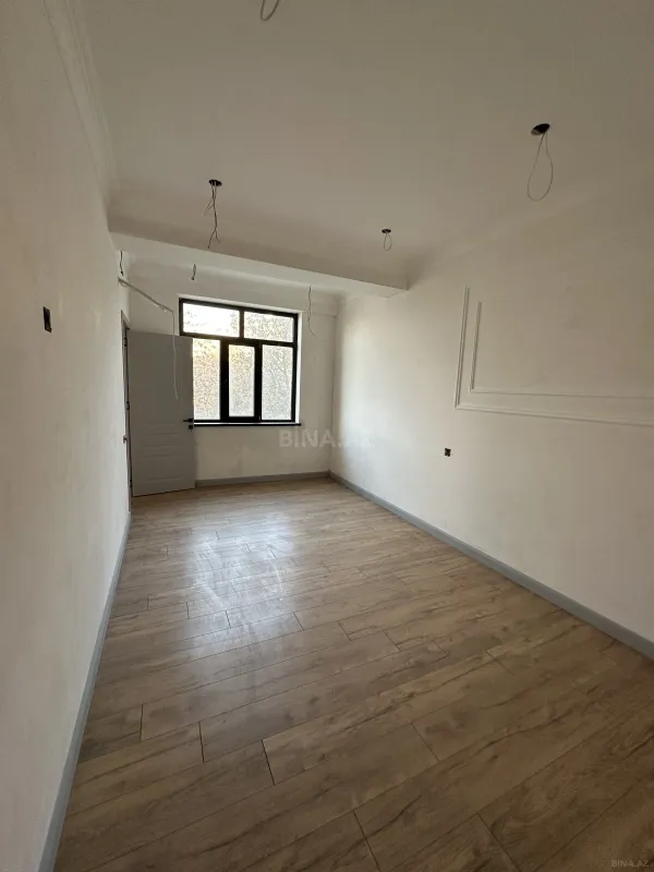 Satılır 3 otaqlı mənzil 104 m²