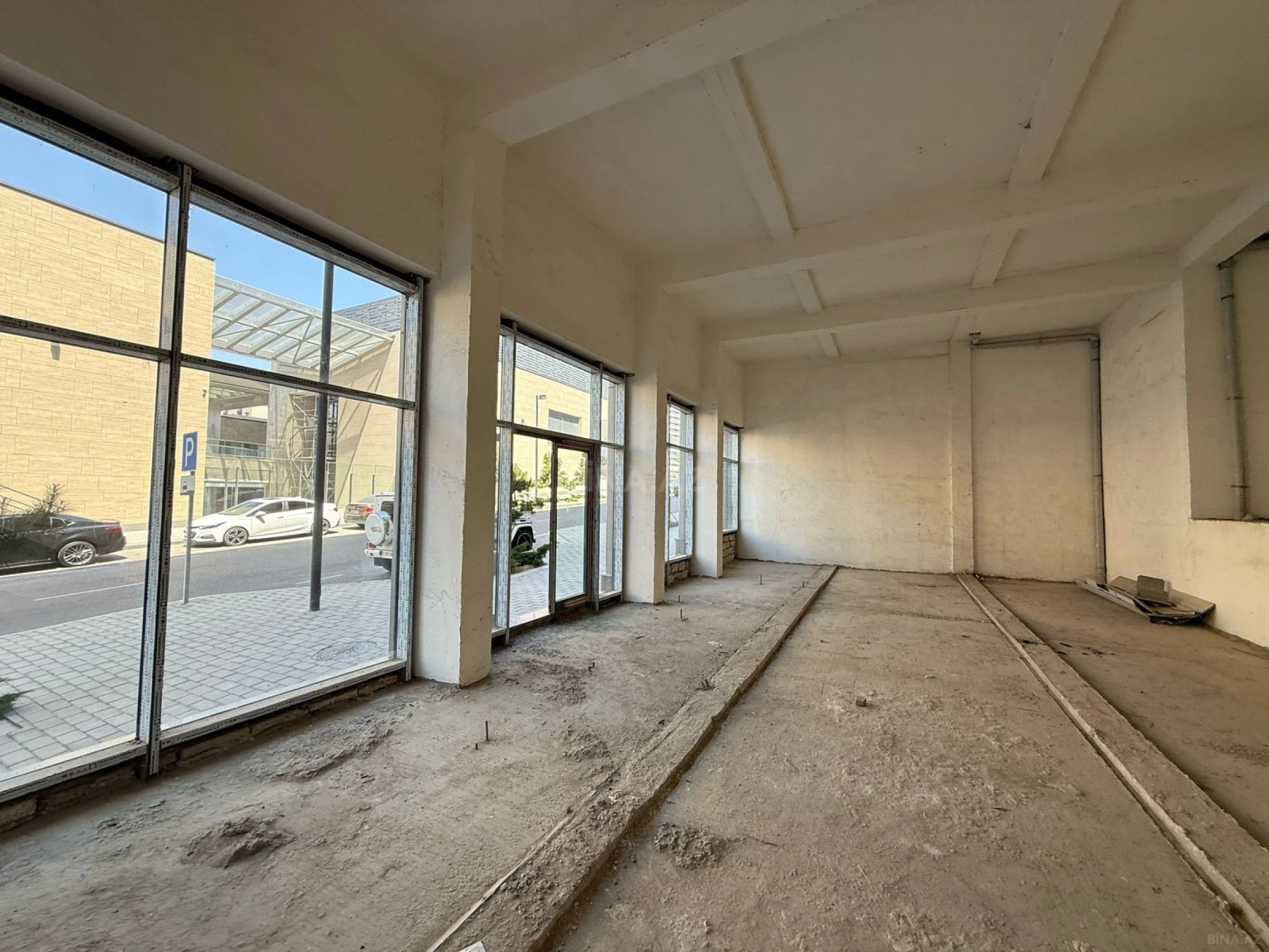 Kirayə verilir obyekt 280 m²