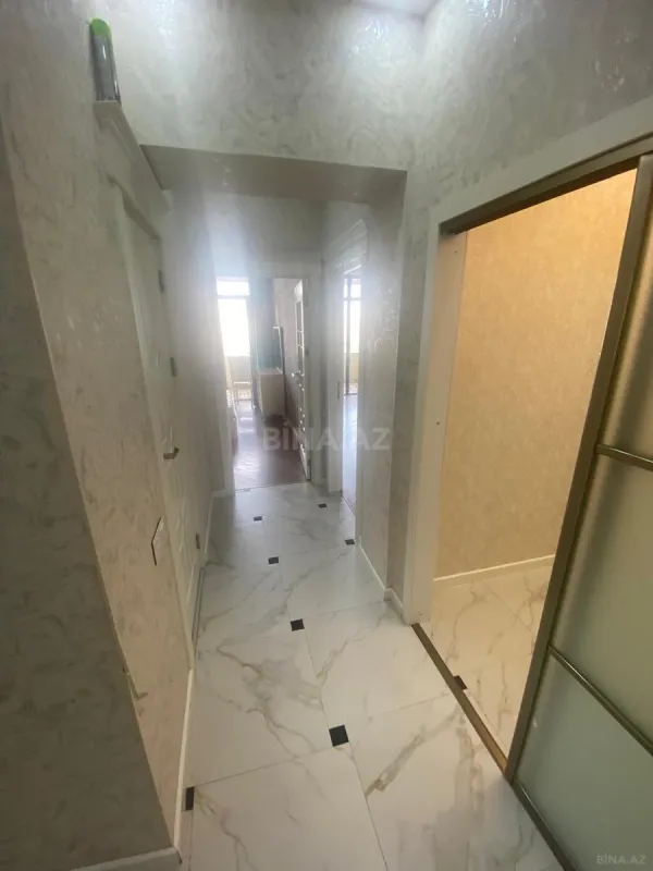 Kirayə verilir 2 otaqlı mənzil 78 m²
