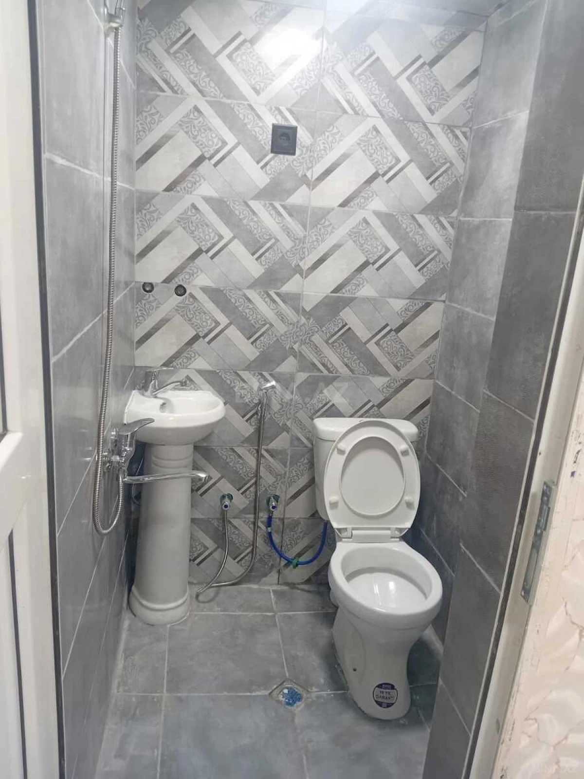 Satılır 1 otaqlı mənzil 18 m²