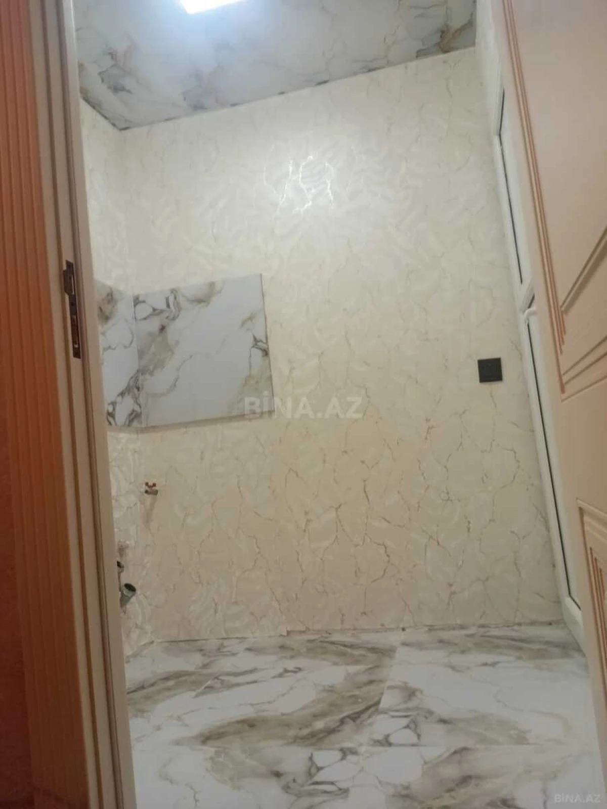 Satılır 1 otaqlı mənzil 18 m²