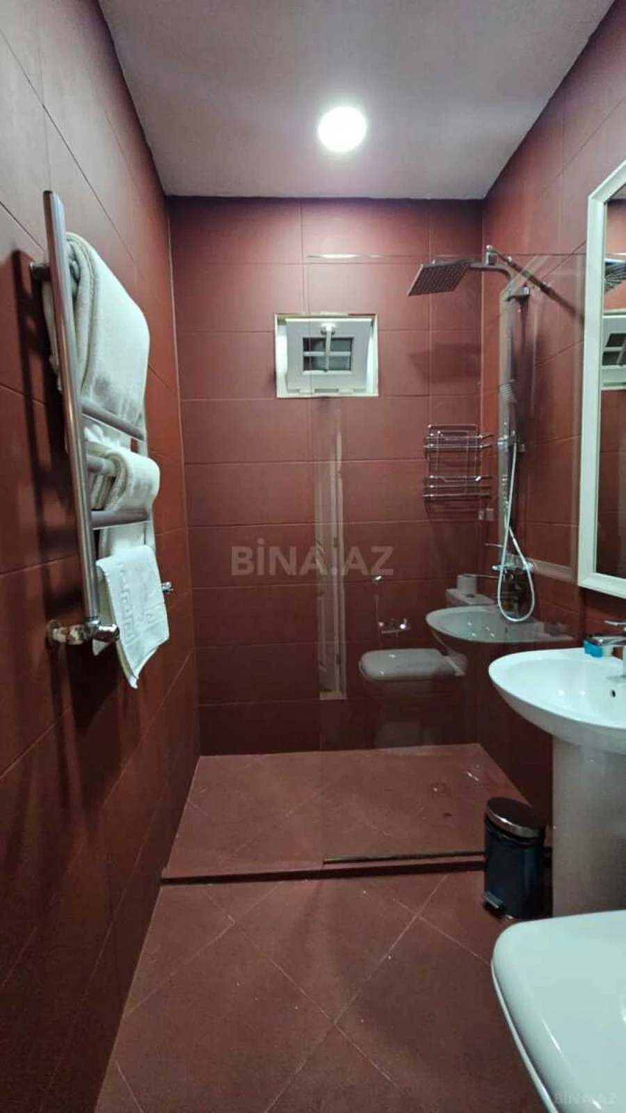 Kirayə verilir obyekt 250 m²