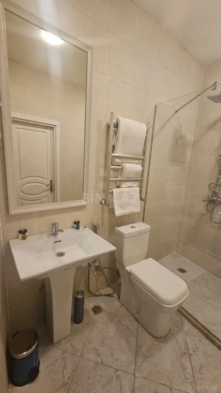 Kirayə verilir obyekt 250 m²