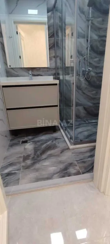 Kirayə verilir 2 otaqlı mənzil 90 m²