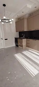 Kirayə verilir 2 otaqlı mənzil 90 m²