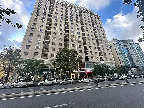 Kirayə verilir obyekt 150 m² — Bakı, Nizami 150.00 m²