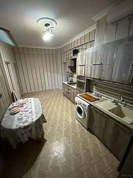 Satılır 3 otaqlı mənzil 105 m²