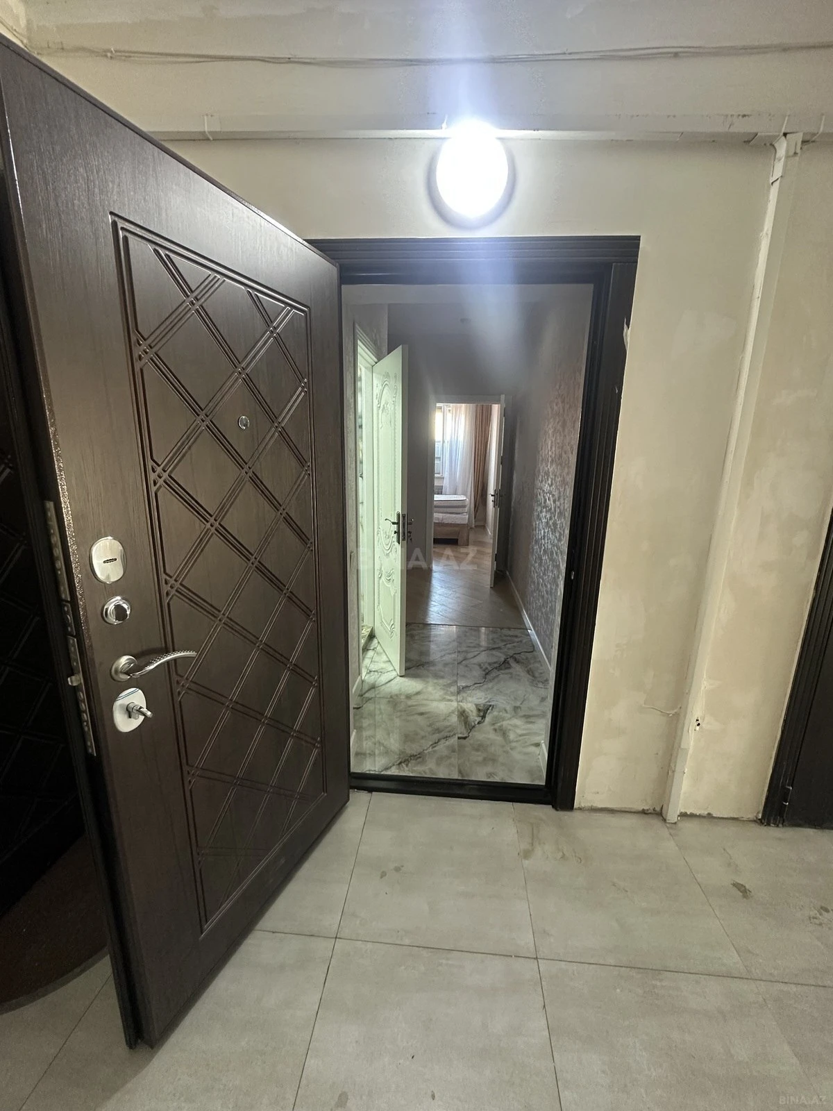 Kirayə verilir 2 otaqlı mənzil 55 m²