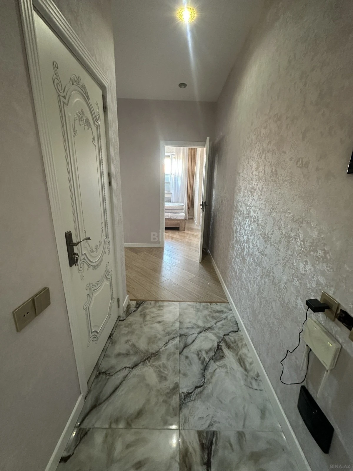 Kirayə verilir 2 otaqlı mənzil 55 m²