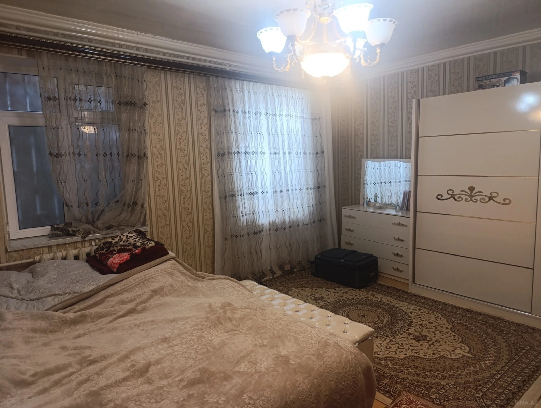 Satılır 5 otaqlı həyət evi 207 m²