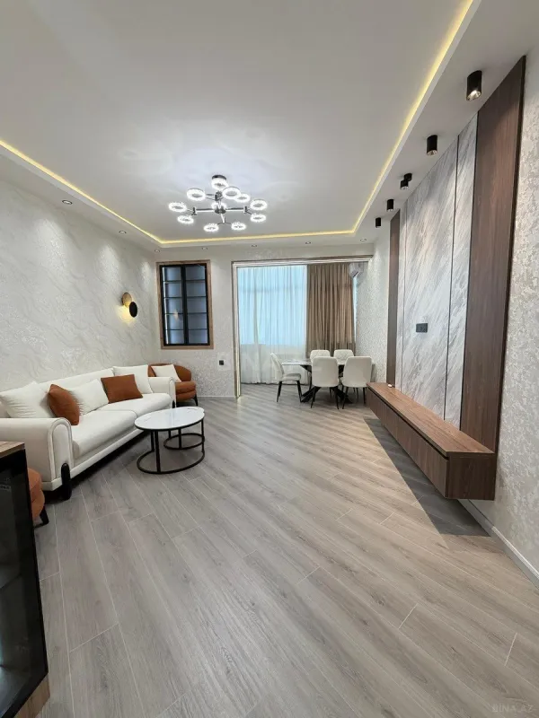 Satılır 2 otaqlı mənzil 83 m²