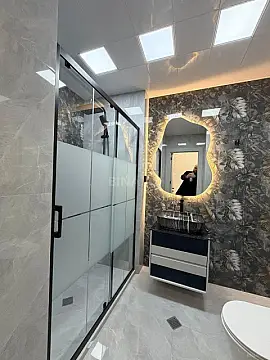 Satılır 2 otaqlı mənzil 83 m²