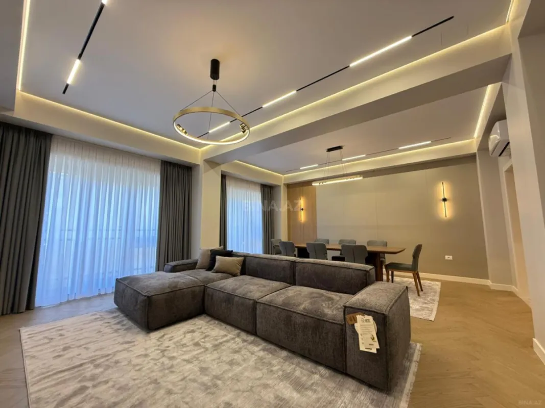 Kirayə verilir 5 otaqlı mənzil 200 m²