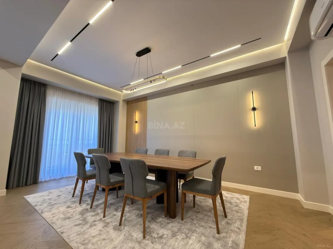 Kirayə verilir 5 otaqlı mənzil 200 m²