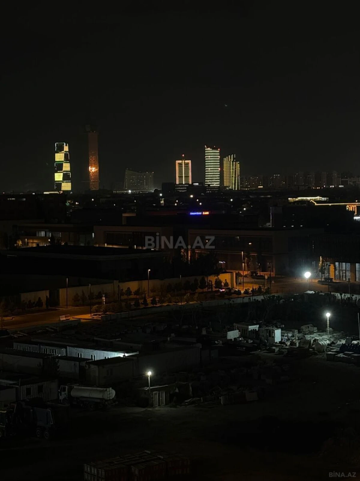 Kirayə verilir 2 otaqlı mənzil 65 m²