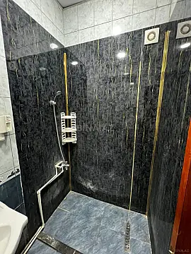 Kirayə verilir 2 otaqlı mənzil 88 m²