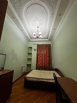Kirayə verilir 2 otaqlı mənzil 88 m²