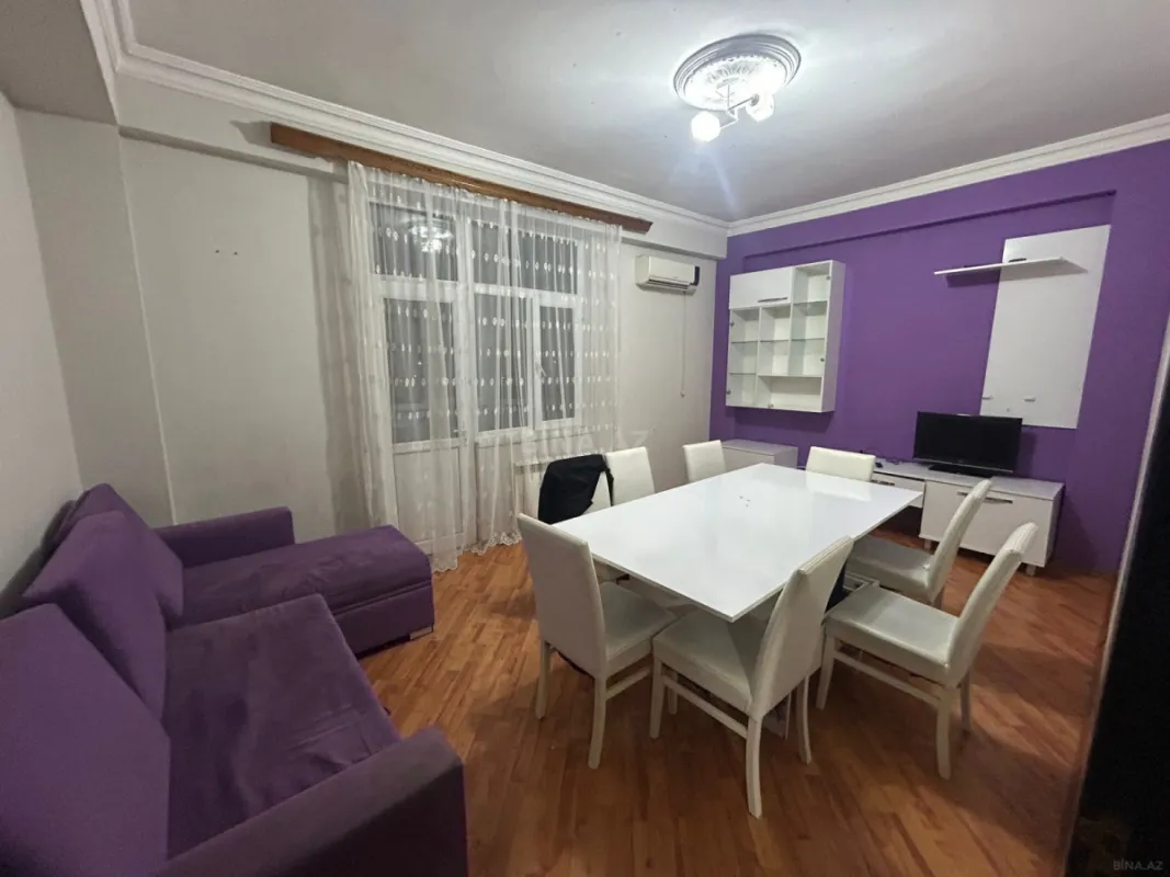 Kirayə verilir 2 otaqlı mənzil 75 m²
