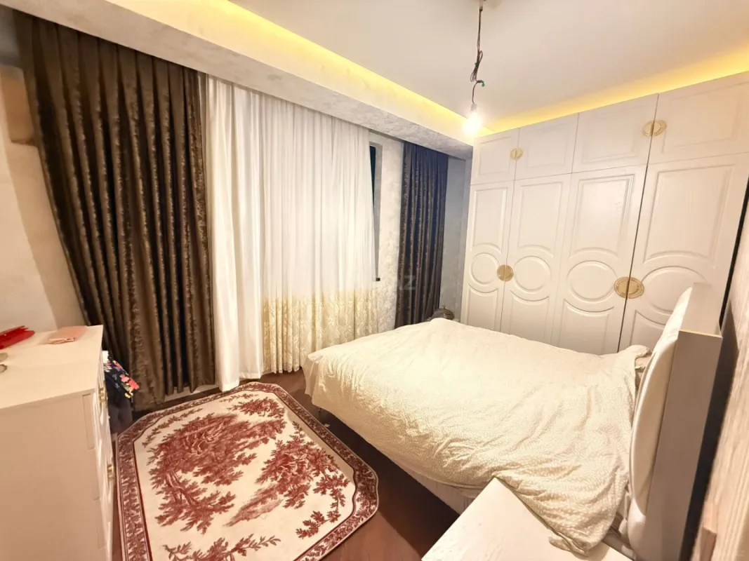 Kirayə verilir 3 otaqlı mənzil 107 m²