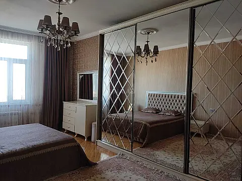 Satılır 3 otaqlı mənzil 130 m² — Bakı, Əhmədli 3 otaq 130.00 m²