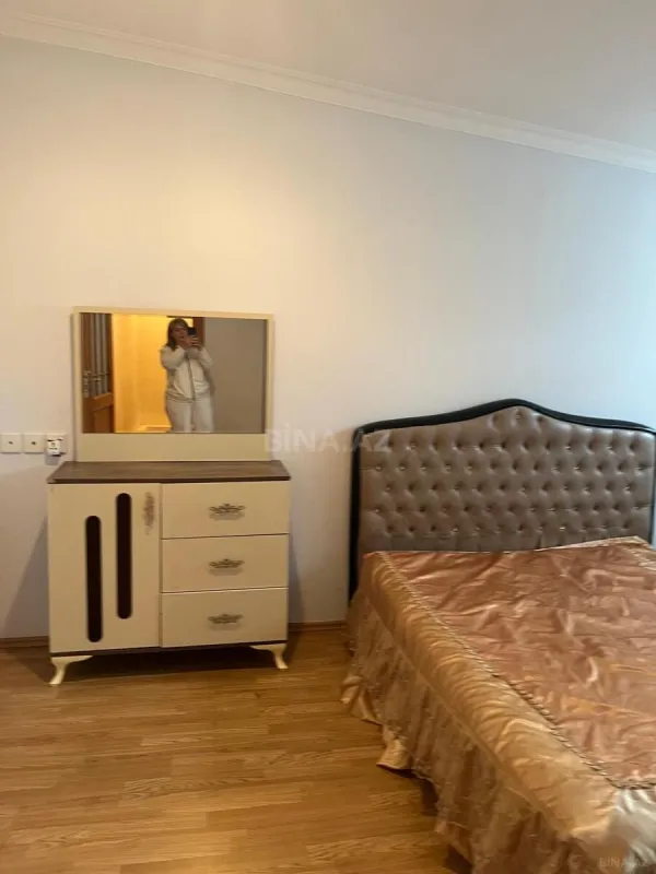 Kirayə verilir 3 otaqlı mənzil 100 m²