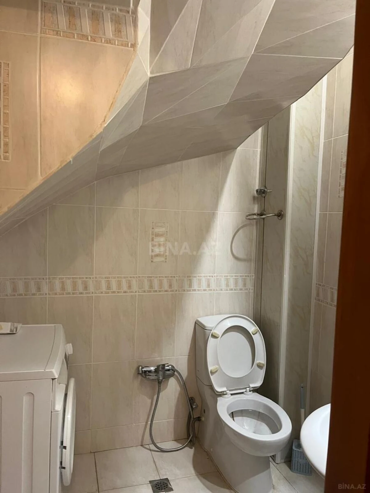 Kirayə verilir 3 otaqlı mənzil 100 m²