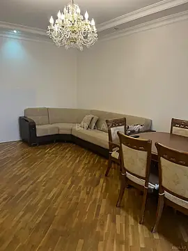 Kirayə verilir 3 otaqlı mənzil 100 m²