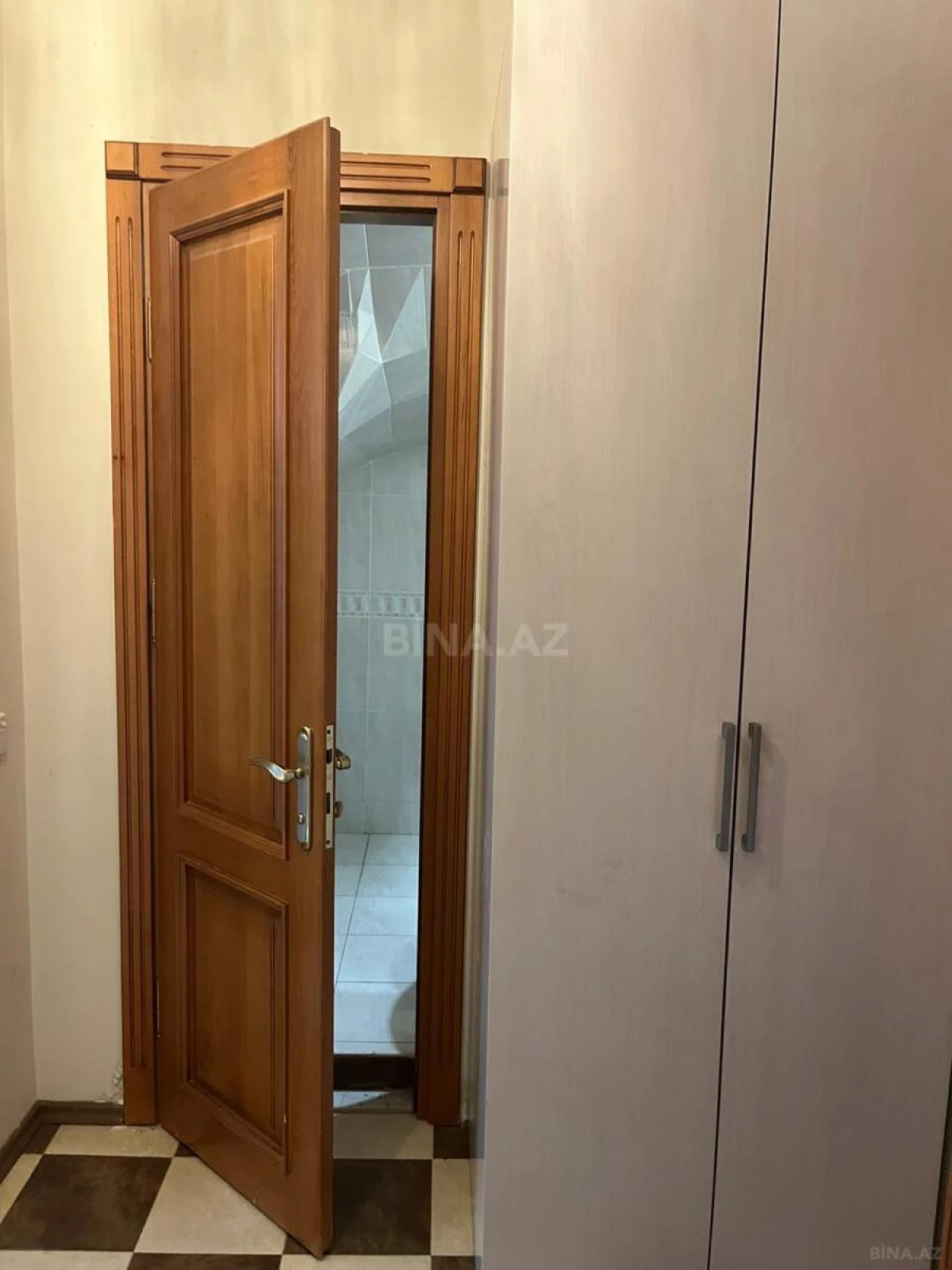 Kirayə verilir 3 otaqlı mənzil 100 m²