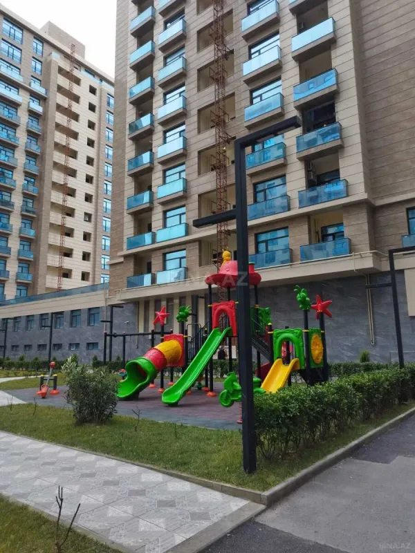Satılır 3 otaqlı mənzil 104 m²