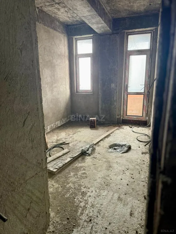 Satılır 2 otaqlı mənzil 61.7 m²